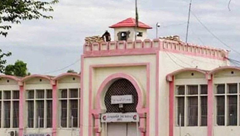 Prisoners in Adiala Jail Caught With Mobile Phones