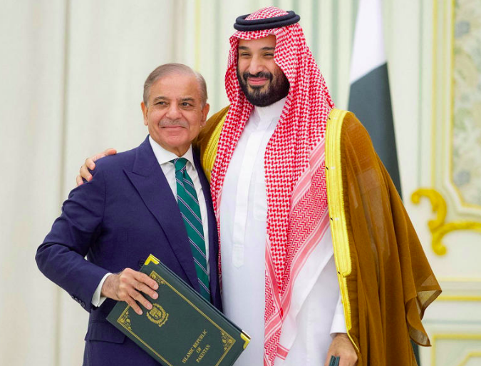 PM Shehbaz, Saudi Crown Prince Discuss Regional Tensions