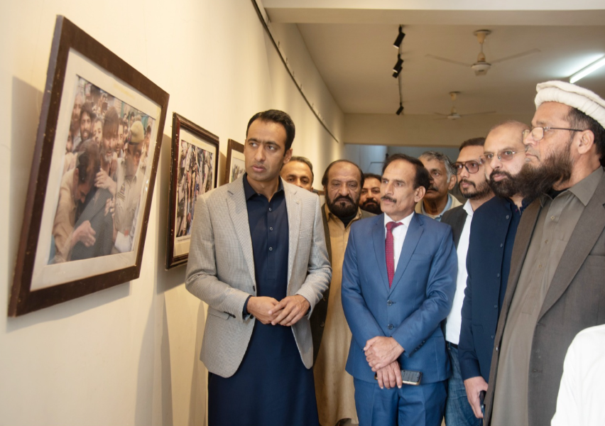 Students Use Art to Express Solidarity with Kashmir