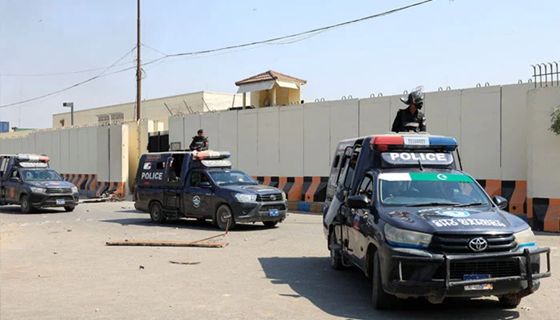 Protests Erupt in Pakistan After Reported Killing of Khamenei
