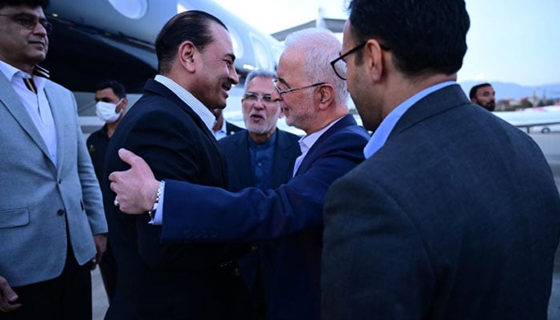 Asim Munir Lands in Tehran as Pakistan Leads Mediation Efforts