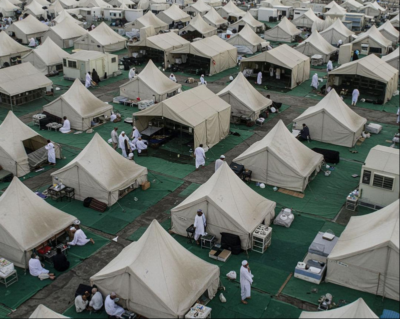 Hajj Rituals Begin as Pilgrims Arrive in Mina